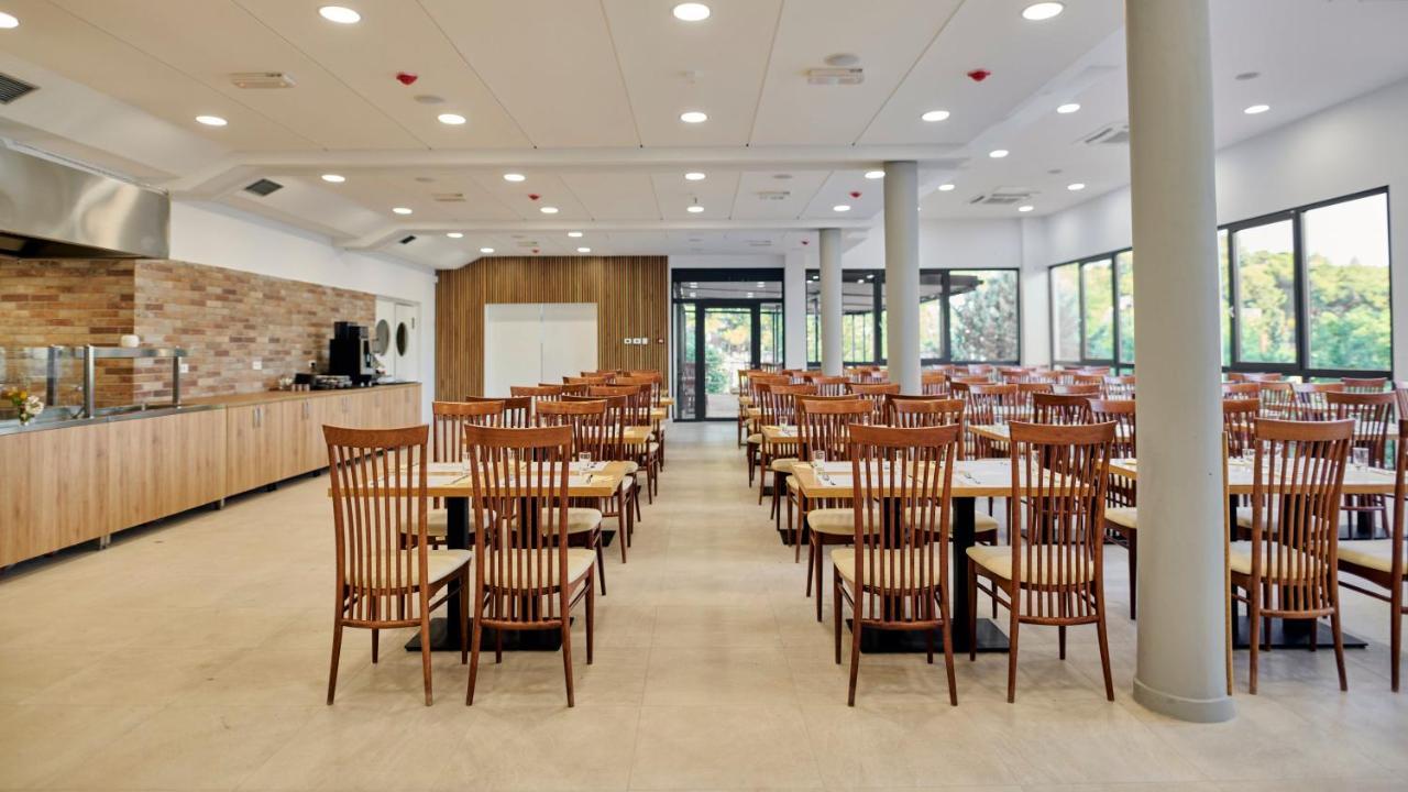 Colentum Resort Murter Bagian luar foto