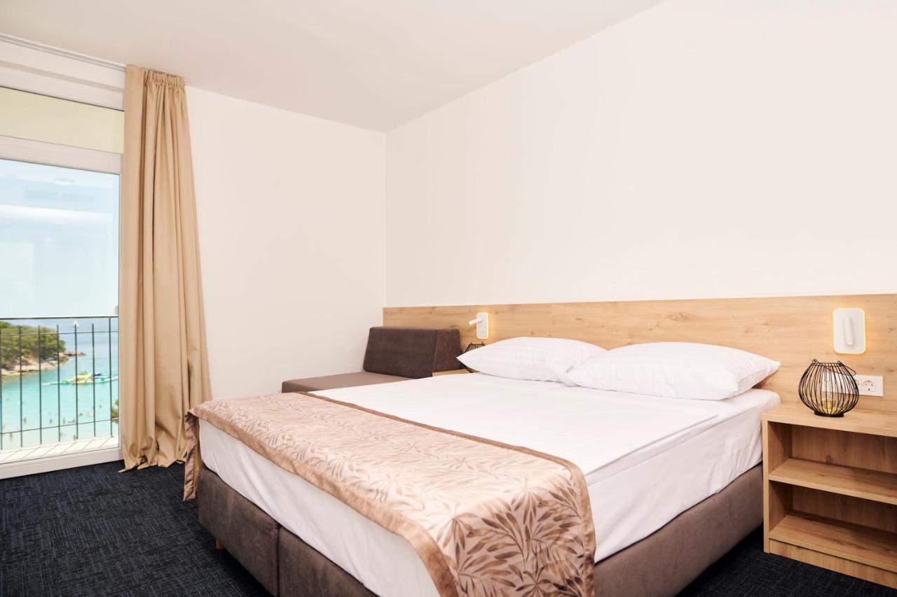 Colentum Resort Murter Bagian luar foto