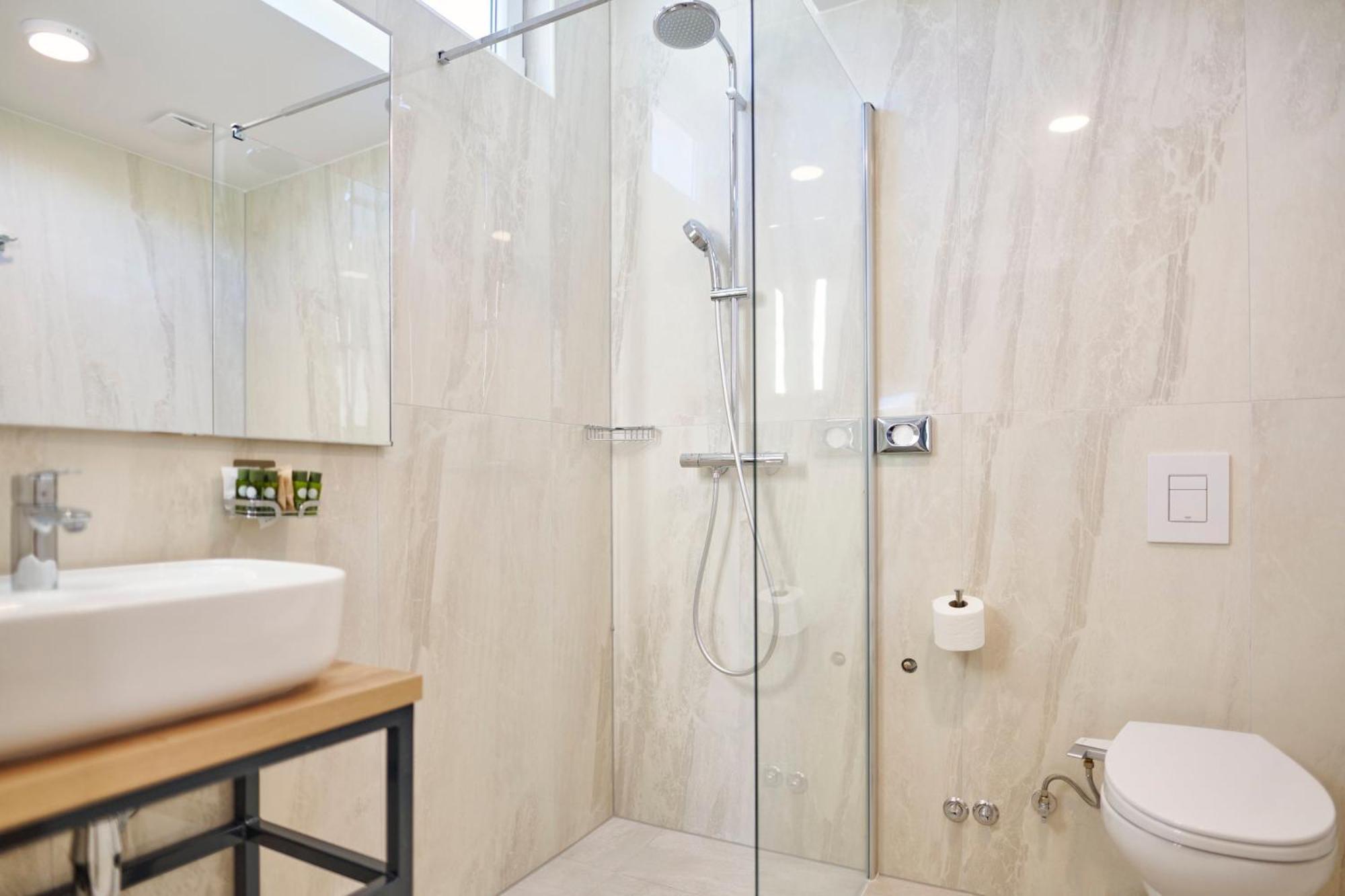 Colentum Resort Murter Ruang foto